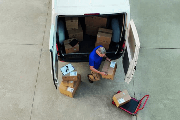 Qual a melhor transportadora para a sua loja de E-commerce? Qual a melhor transportadora para a sua loja de E-commerce?