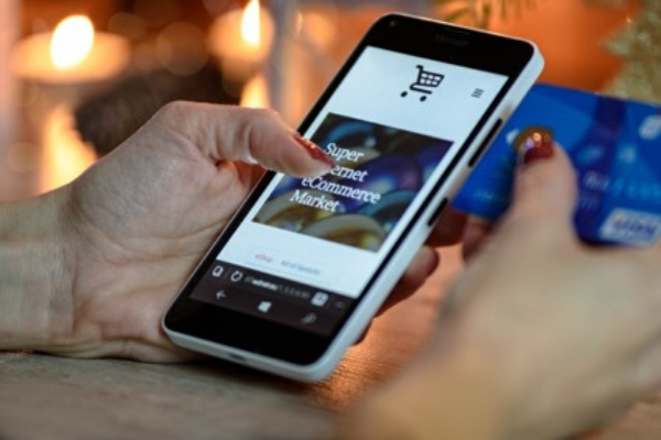 Sabe como pode fidelizar clientes online? Sabe como pode fidelizar clientes online?