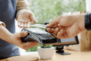 seguranca-nos-pagamentos-contactless-e-online
